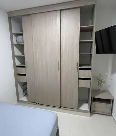 Apartamento Muy Cerca Al Mar De 3 Apartment Cartagena